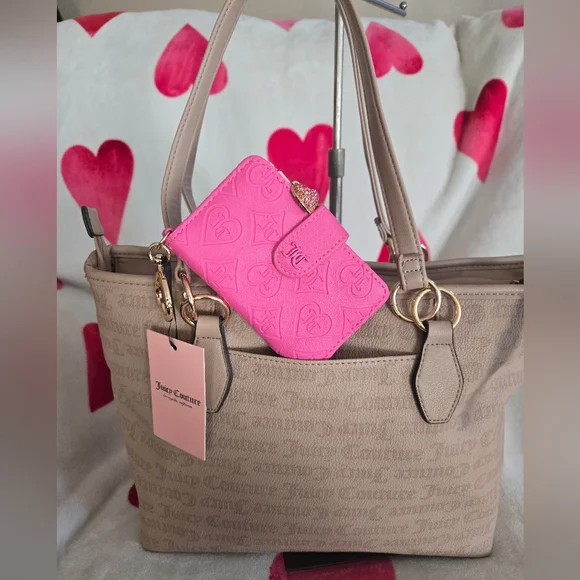 Juicy Couture Medium Tote and Wallet - Picture 3 of 6